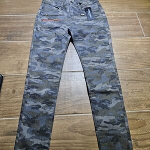 Camouflage Skinny Pants